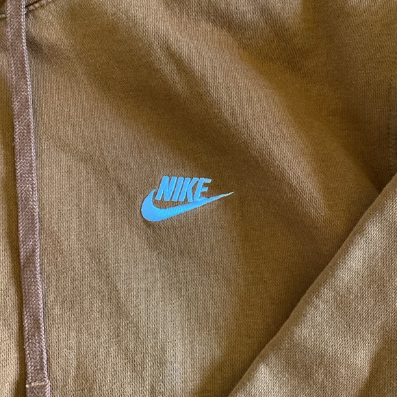 Nike Embroidered Hoodie in Sienna size Men Large - Picture 2 of 5